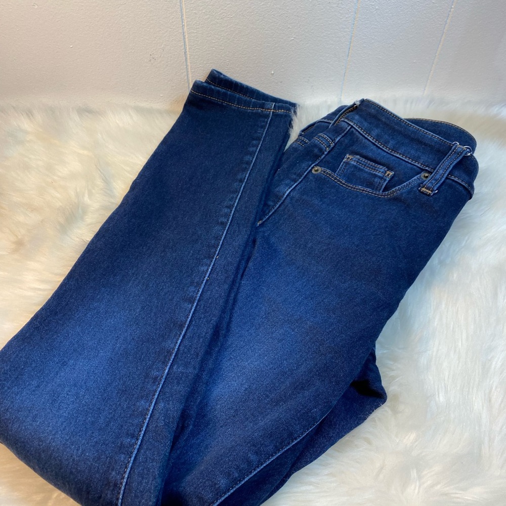 Universe Threads Jeans